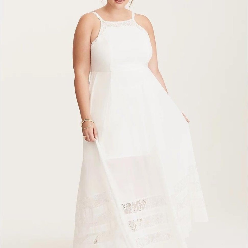 Torrid Ivory Lace Insert High Neck Sleeveless Maxi Dress Size 24 NWT